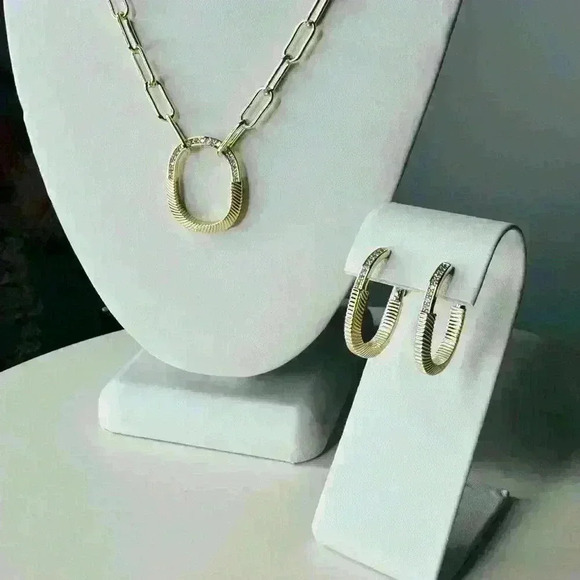 Gold Hoop Earrings with Simulated Stones Safety Latch - Picture 5 of 6